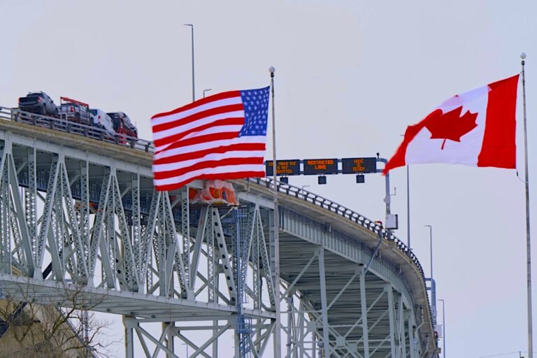 US plans to order foreign tourists to disclose social media histories