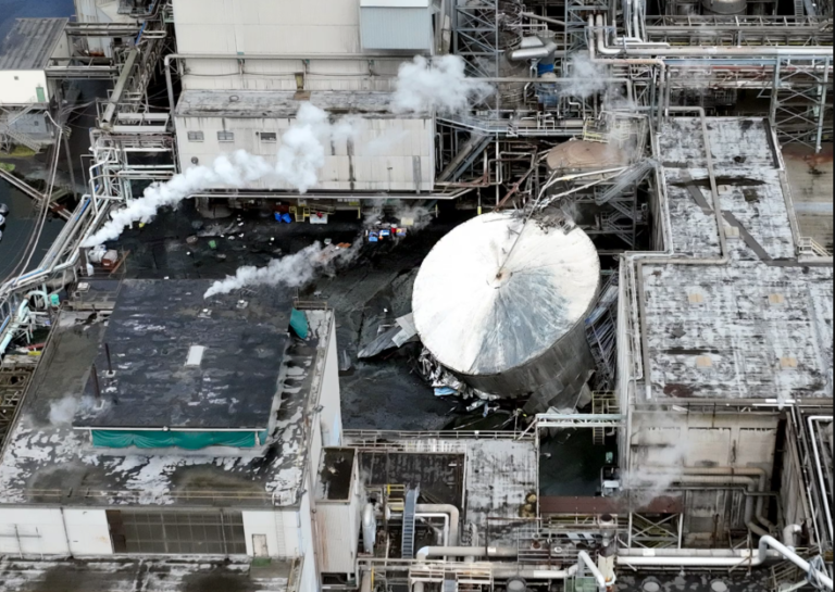 Deadly Mill Explosion Shadows a High-Stakes House Race in Working-Class Washington
