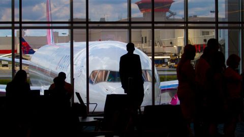 Hundreds of Flights Disrupted at North Carolina Airport After Critical FAA Communications Failure